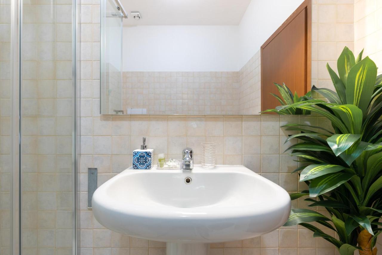 Residenza Al Corso Apartment Verona Bagian luar foto