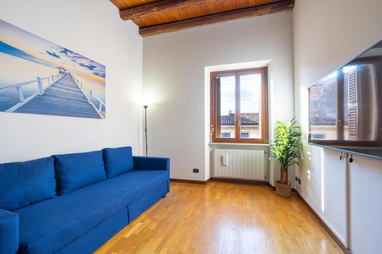 Residenza Al Corso Apartment Verona Bagian luar foto