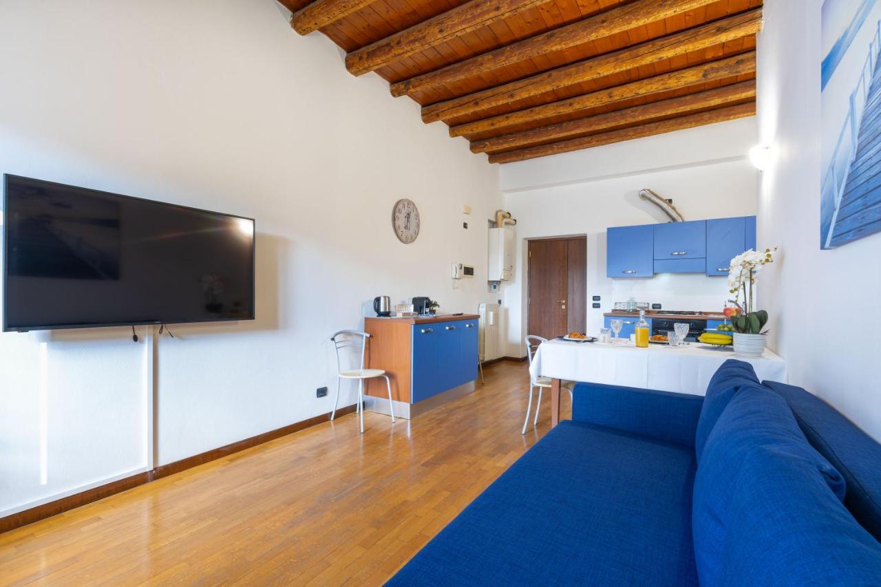 Residenza Al Corso Apartment Verona Bagian luar foto